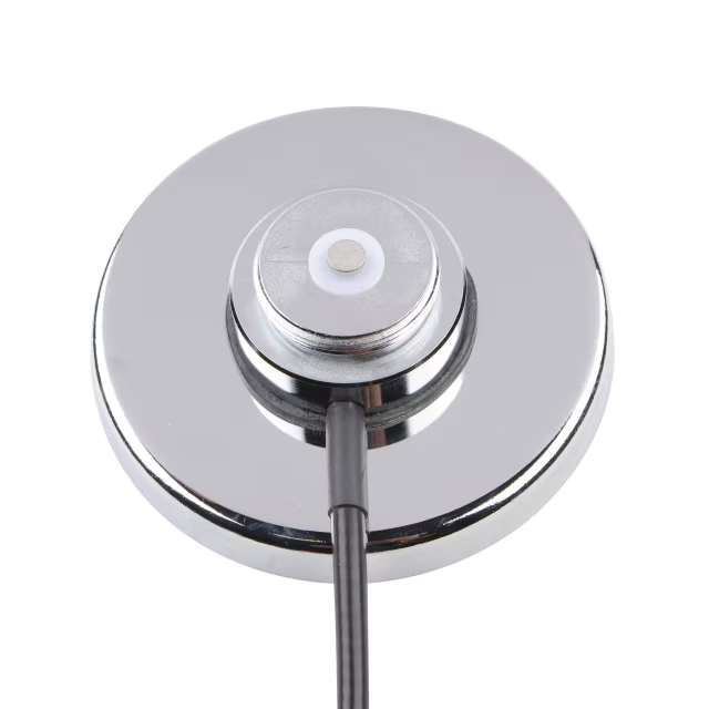 motorola-rln6097a-nmo-chrome-magnetic-antenna-mount-17-feet-rg58-coax-cable-mini-uhf-male-connector-installed.png