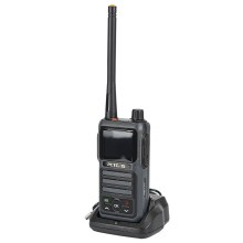 A9191D-Retevis-RB17P-Handheld-GMRS-Radio-on-desktop-charger